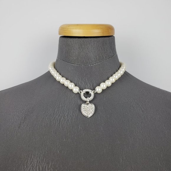 Silver Pearl Hart Necklace